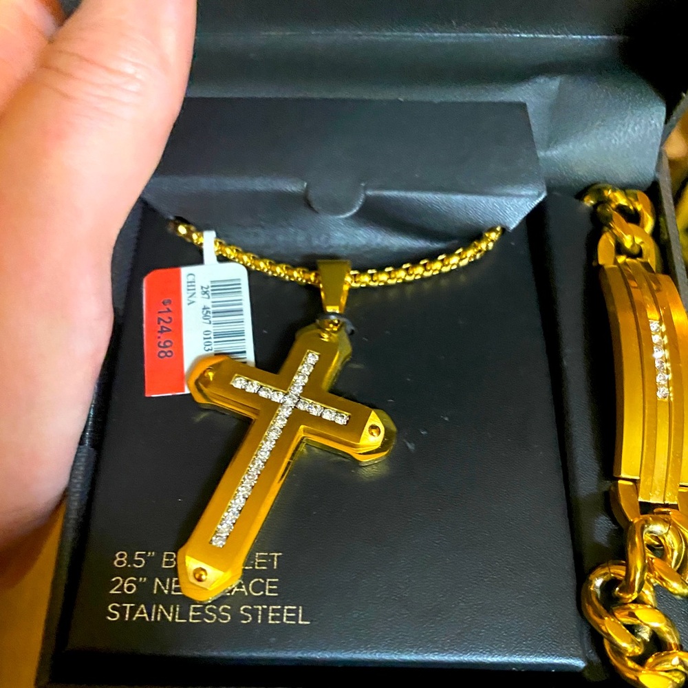 Mens necklace and bracelet